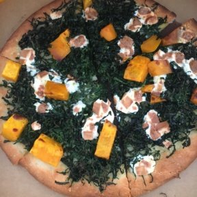 Gluten-free kale pizza from Pizza Beach